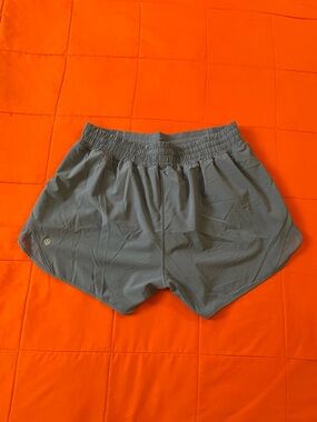 Lululemon Shorts Womens 12 Blue Gym Athletic Activewear Running Sportswear